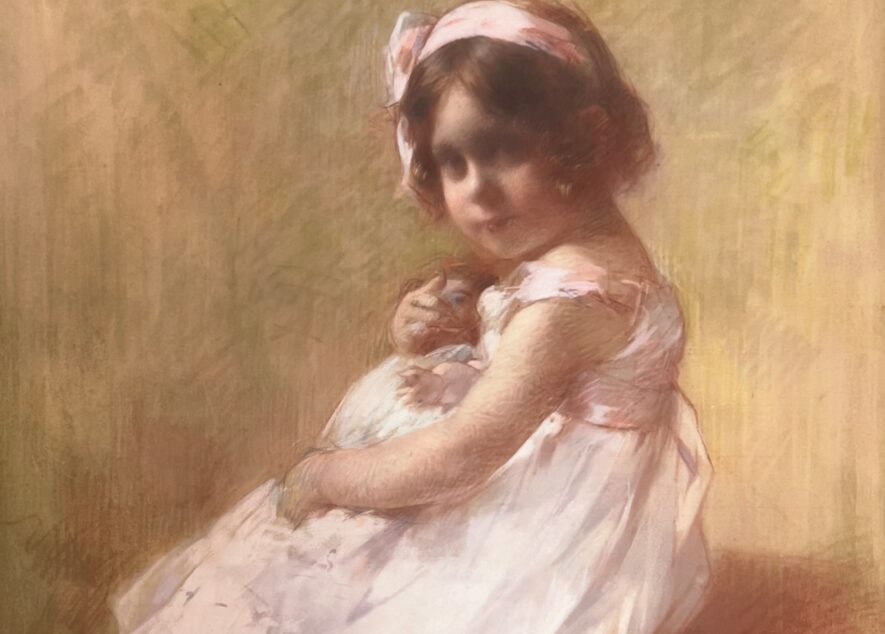 Portrait de fillette tenant sa poupée • René GILBERT